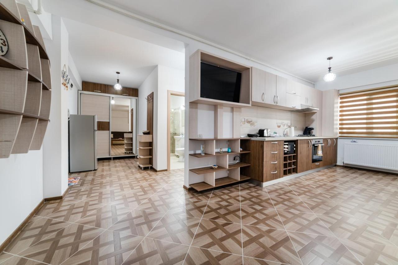Derya Suites - Mamaia Nord Năvodari Exteriér fotografie