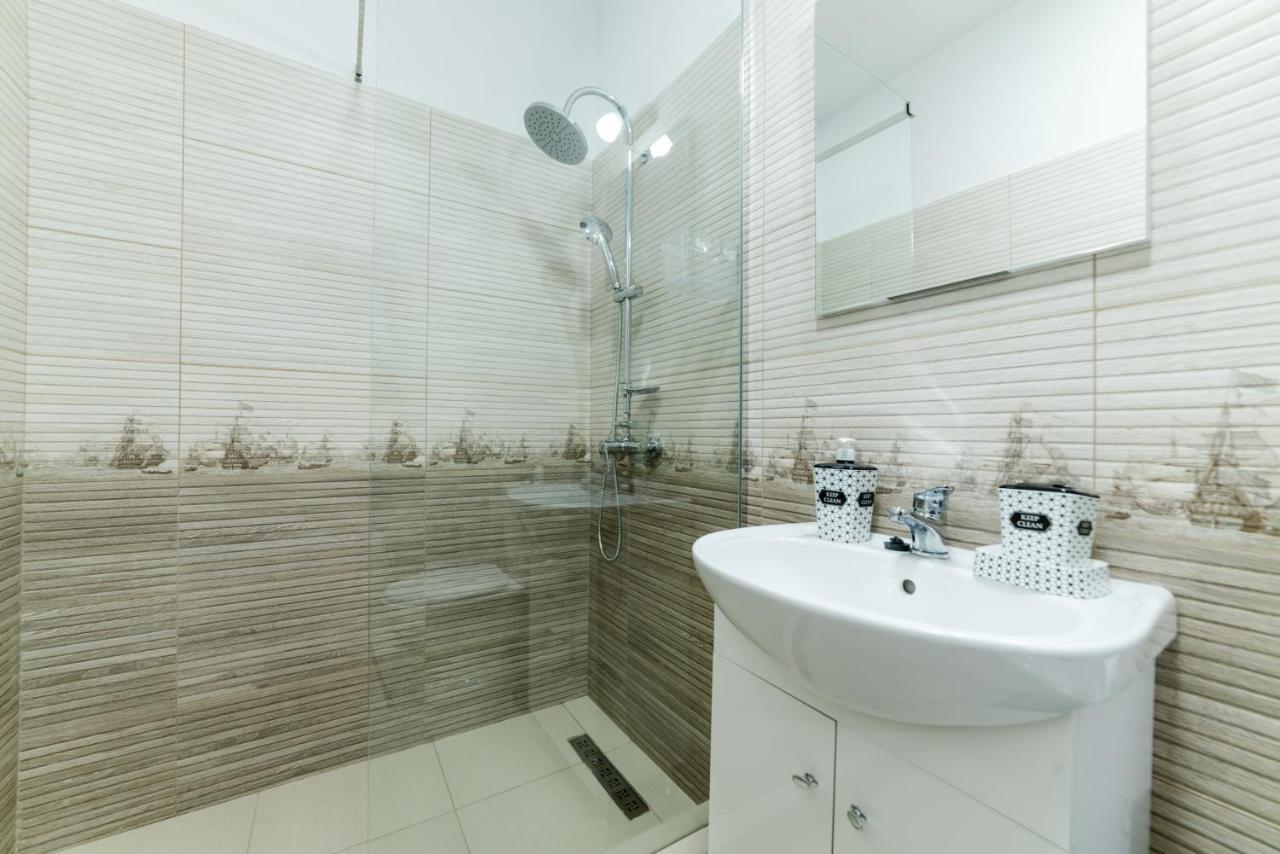 Derya Suites - Mamaia Nord Năvodari Exteriér fotografie